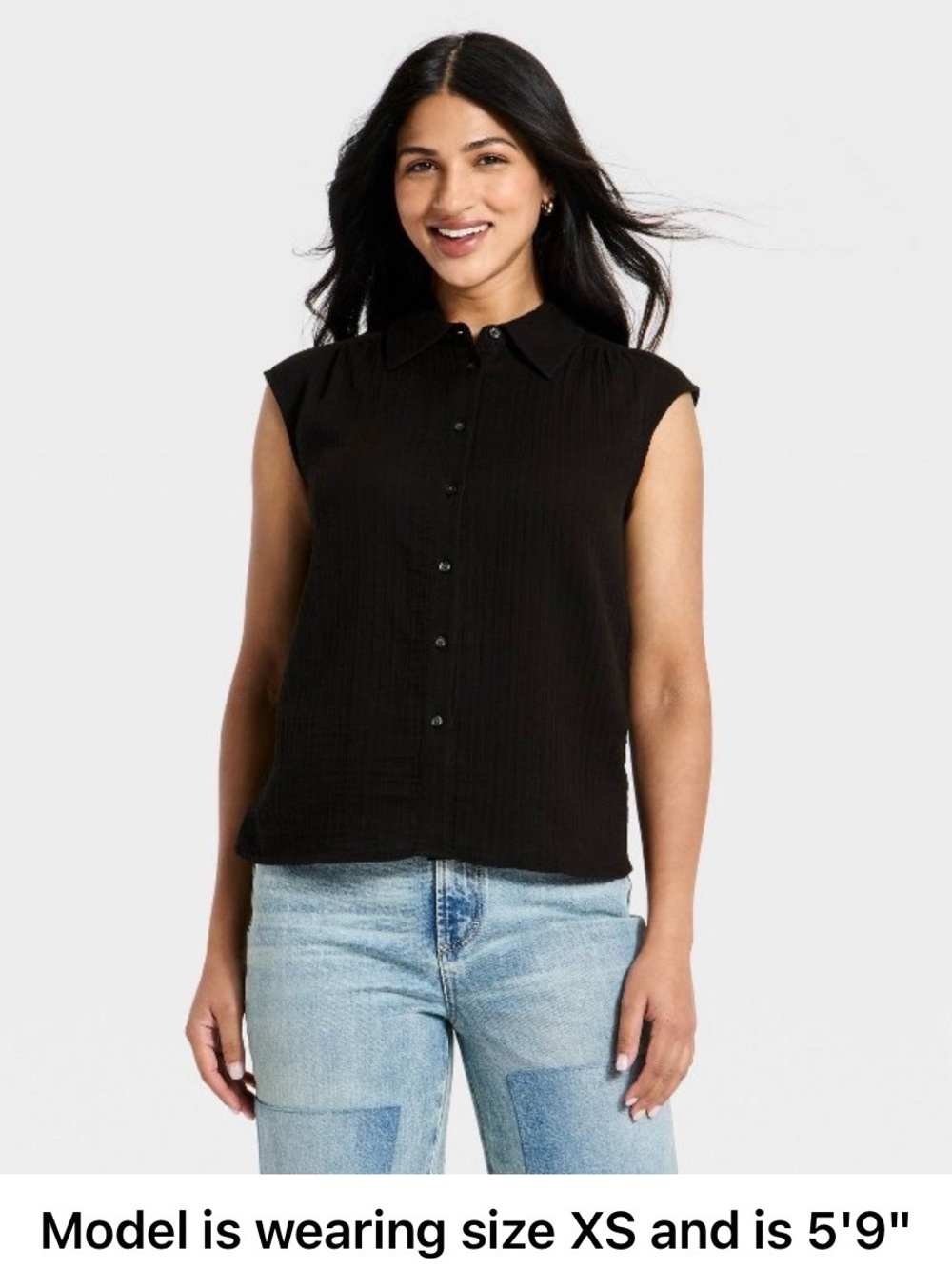 Universal Thread Black Sleeveless Button-Down Top